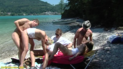 Goldwin Pass - Extreme Wild German Public Groupsex Orgy at the Lake