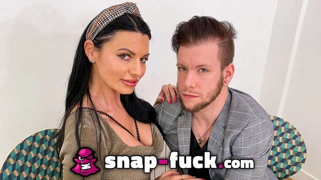 Fuckboy Convinces MILF from France to Fuck: ANIA KINSKI - SNAP-FUCK